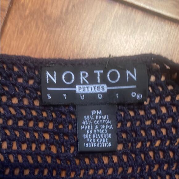 Norton size PM Navy and Red American Flag Sweater - Picture 5 of 8
